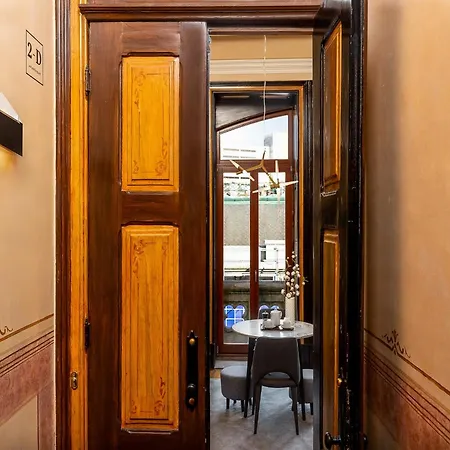 公寓 Cosy In Heart Of *